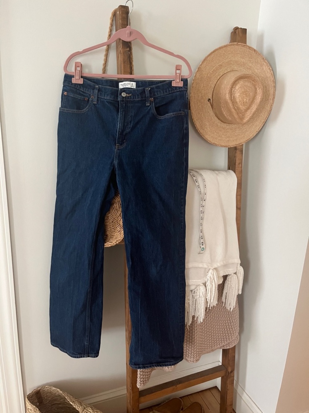 Abercrombie 90s Relaxed Jean High Rise 32/14R